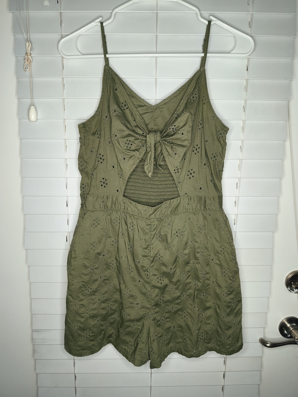 Aerie Olive Green Eyelet Embroidered Cut Out Tie Front Summer Romper Size M EUC